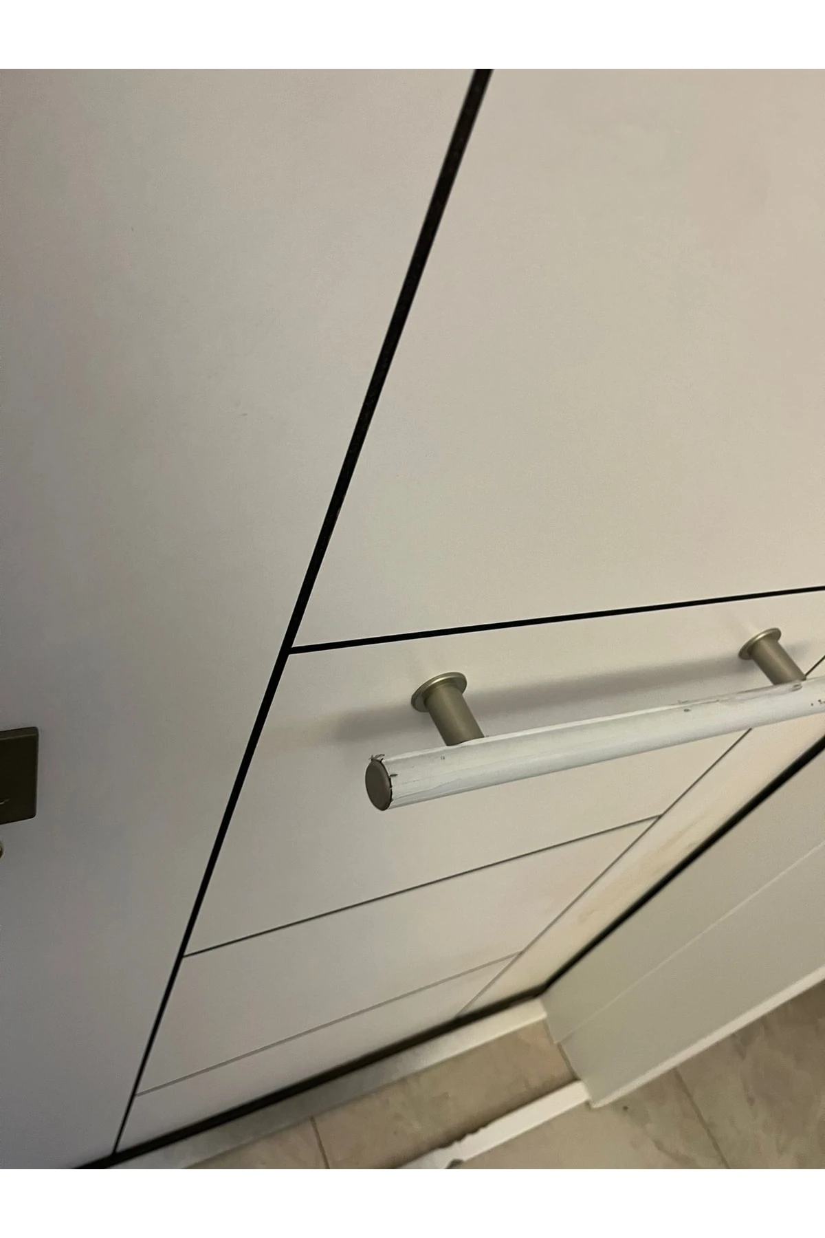 Çelik Kapı, Kilitli, Beyaz Renk, Çelik Kapılar, Yüksek Güvenlikli Sol Açılım