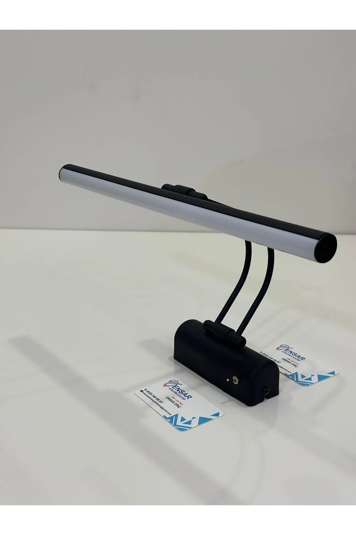 ANAHTARLI 35 CM SİYAH KASA BEYAZ IŞIK ELEKTRİKLİ BANYO DUVAR AYNA TABLO AYDINLATMA FLÜT KUĞU APLİK