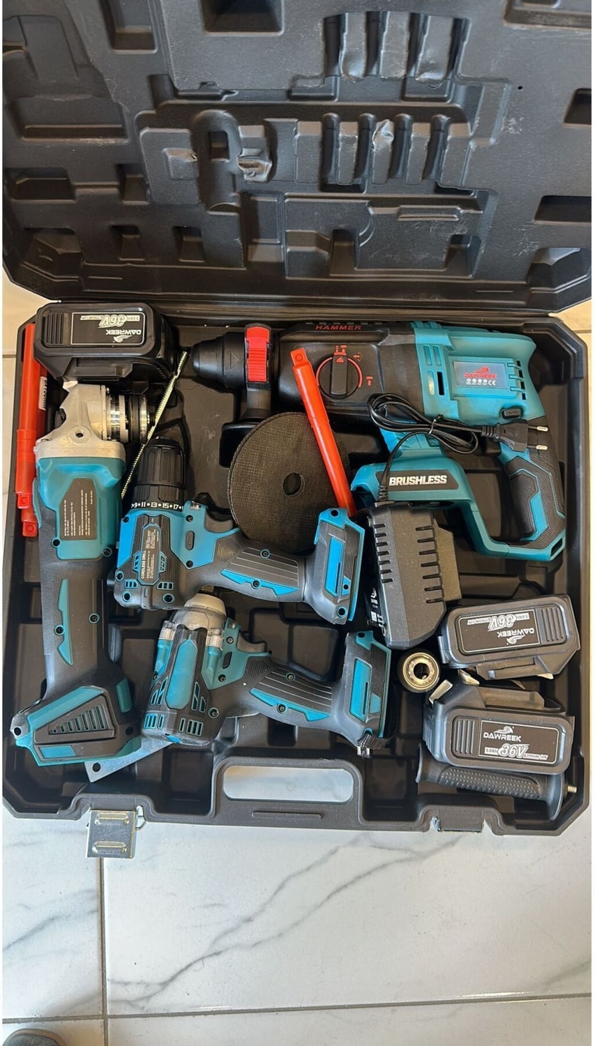 Darbeli Dörtlü Set Şarjlı Tork Şarjlı Hilti Şarjlı Taş Şarjlı Matkap 3'lü 30 Volt Anahtarlı 1-2 M 3
