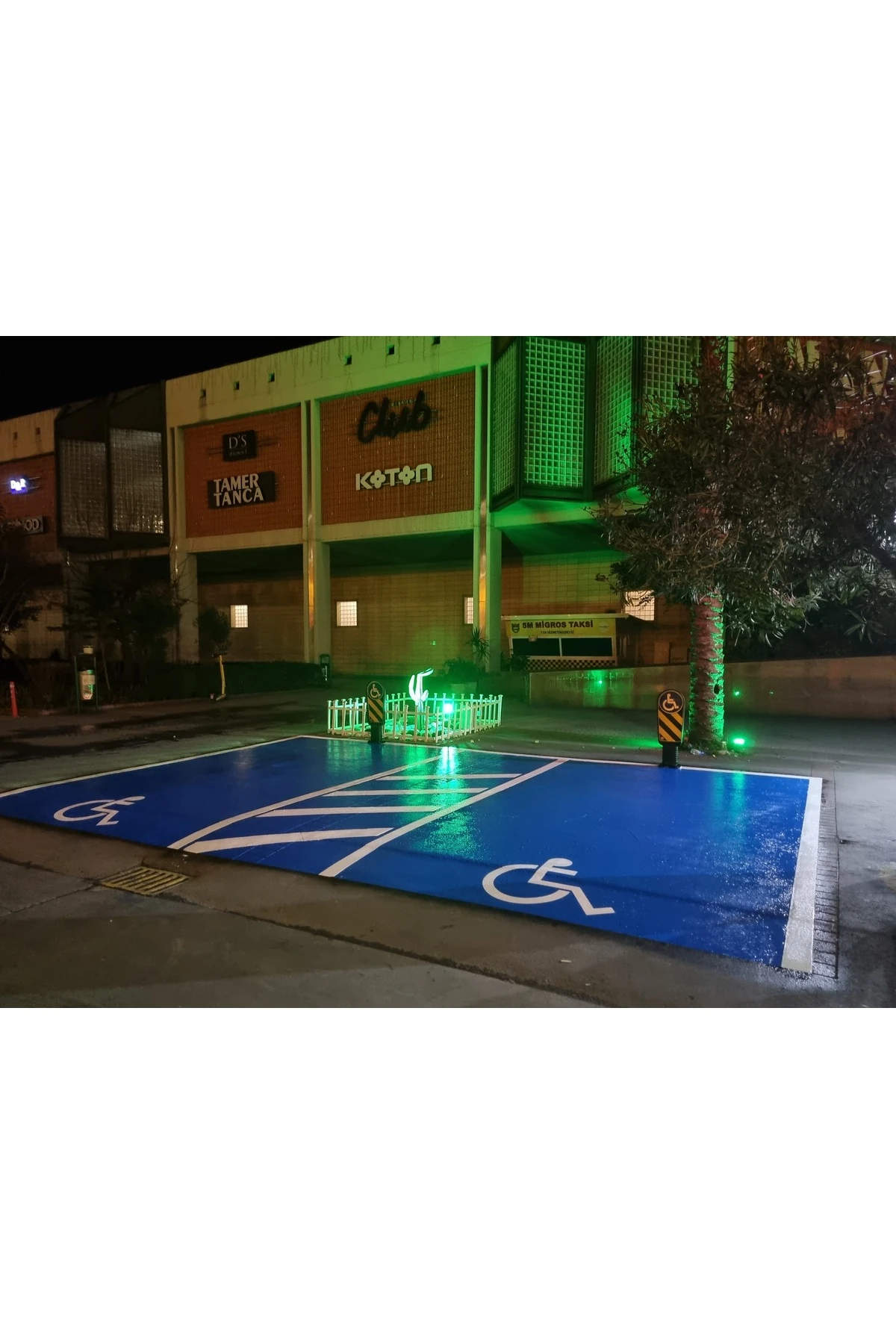 CONSTANCE AKRİLİK YOL ÇİZGİ BOYASI 25 KG