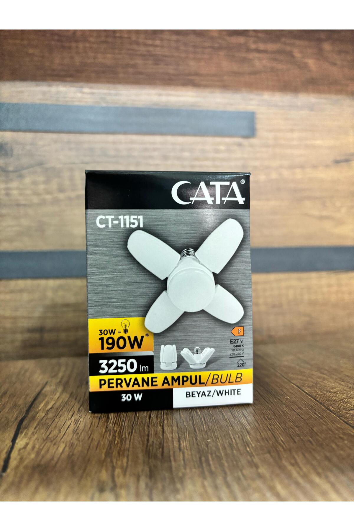 CT1151 30 Watt 4 Kollu Pervane Led Ampul Beyaz Işık