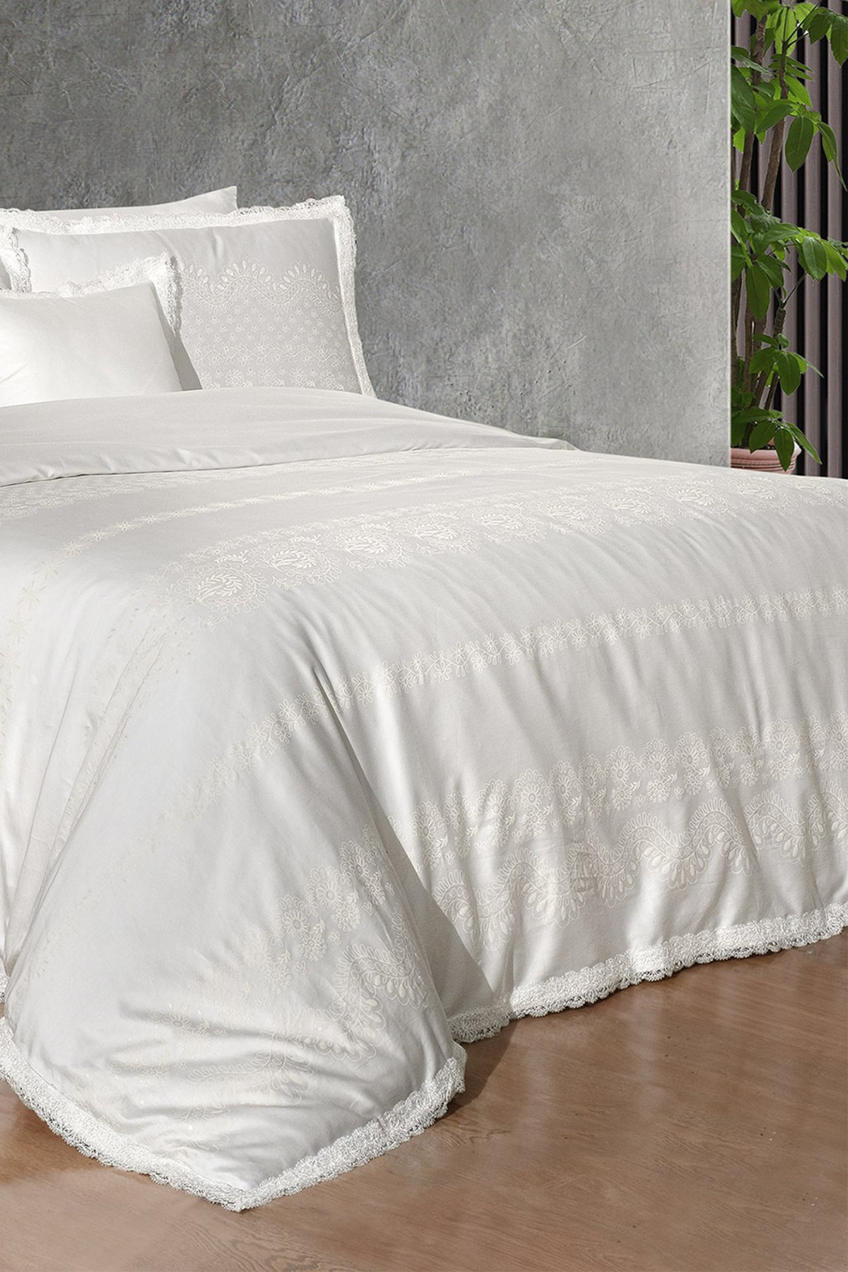 Perry Beyaz King Size (Battal Boy) %100 Pamuk Saten "300 TC" Nevresim Takımı