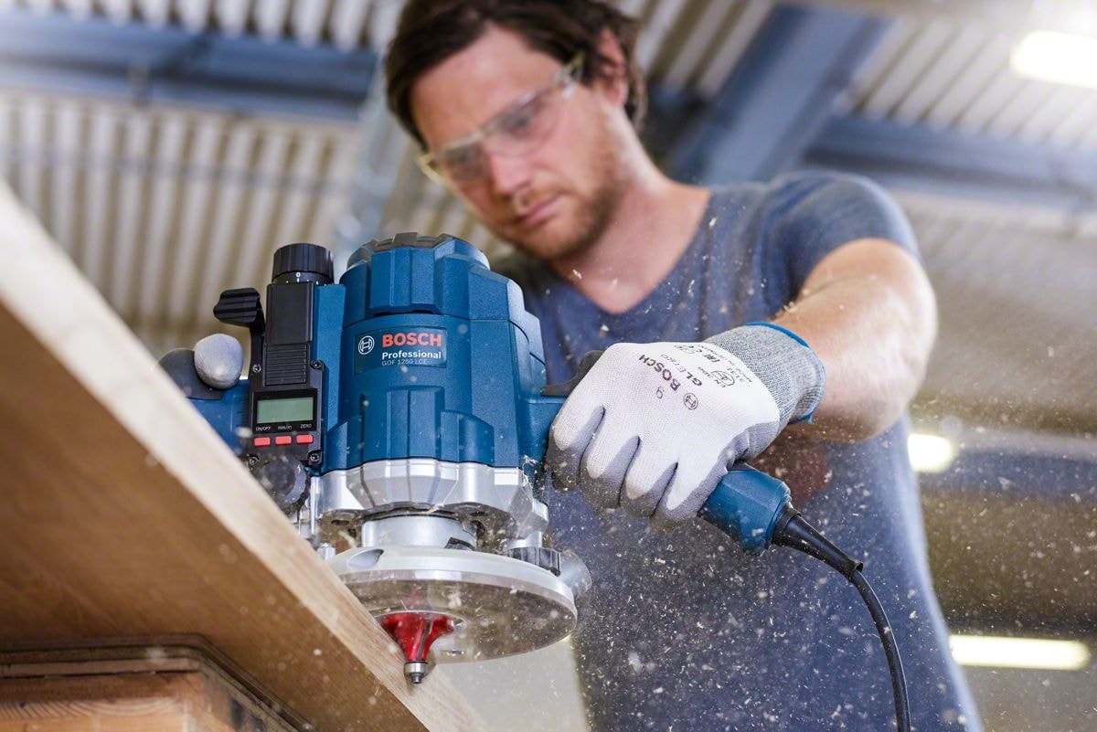 BOSCH Expert Wood Kanal Freze 8*8*70 mm