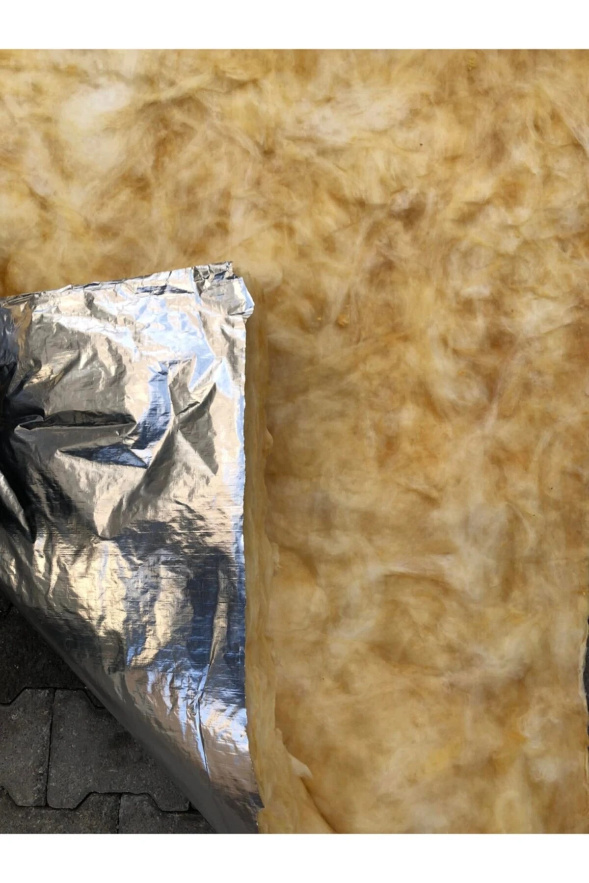 4,8 M2 Cam Yünü 4 Metre Folyolu Çatı Şiltesi 10 Cm ( 4 Metre Fiyatıdır Rulo Fiyatı Değildir )