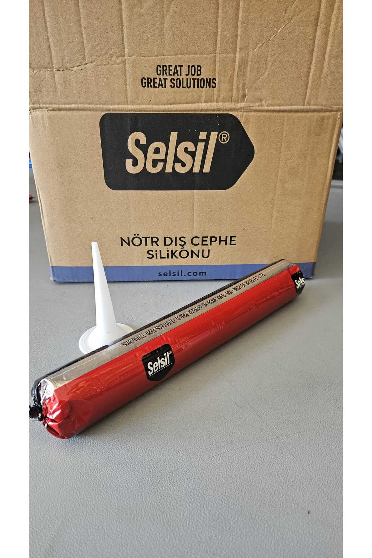 Dış Cephe Silikonu Nötr Siyah 600 ml Sosis 1 Adet