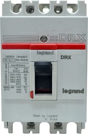 027028 Drx 125 100A 3X100A 3 Kutuplu Kompakt Şalter