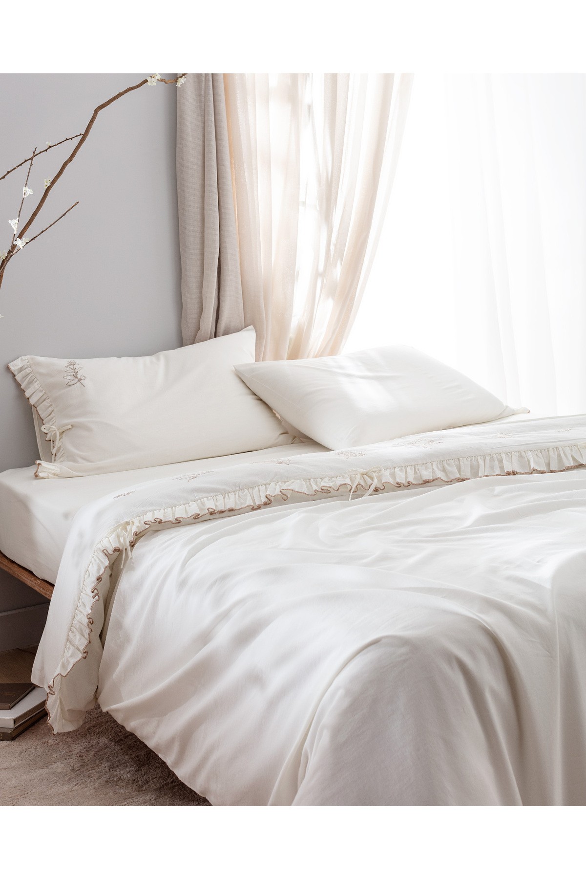 Perline King Size %100 Pamuk Fırfırlı Nevresim Takımı - Ekru/Bej