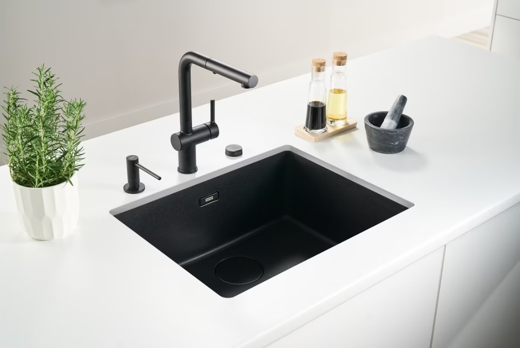 - Mrg 110-52 Matt Black Tezgahaltı Granit Evye