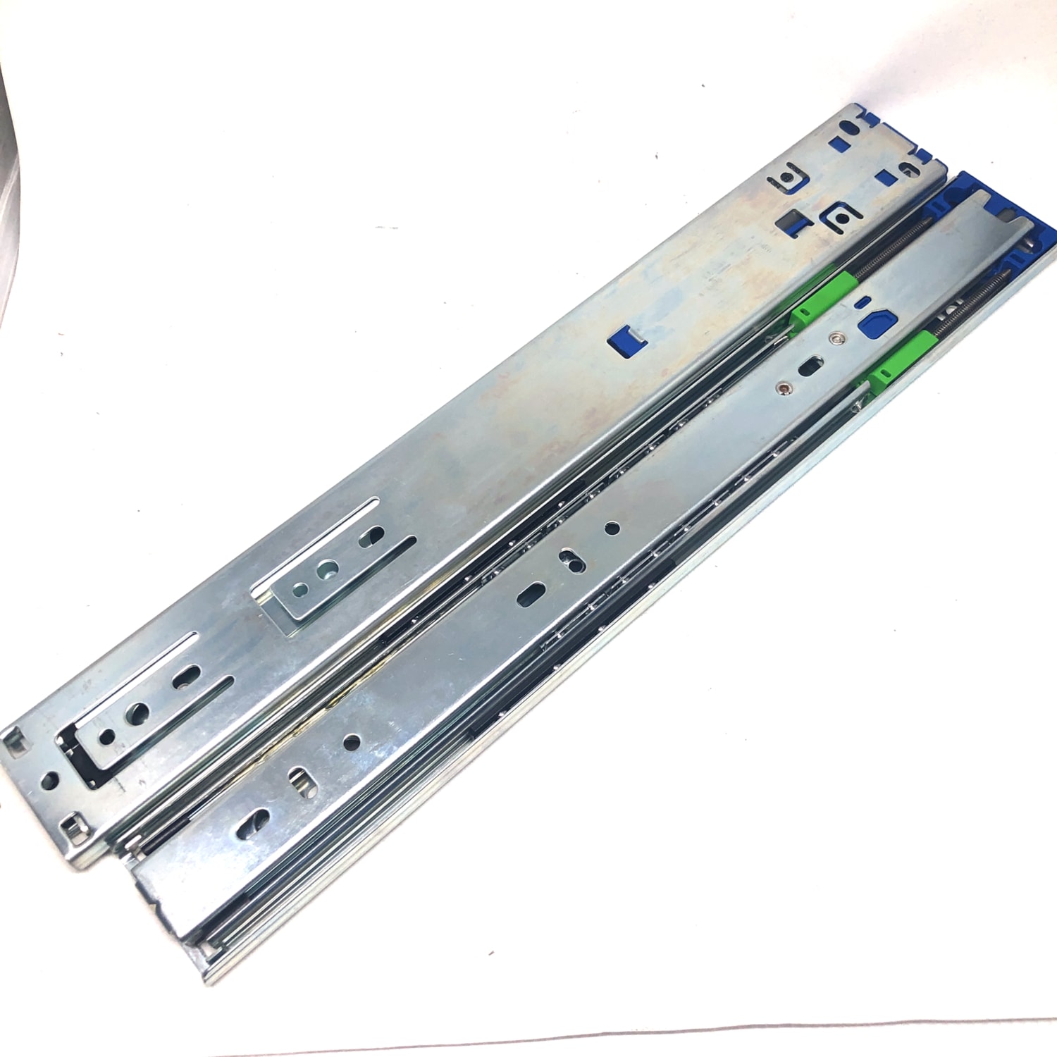 Teleskopik Bilyalı Ray 46X350 Frenli (Mınnes)