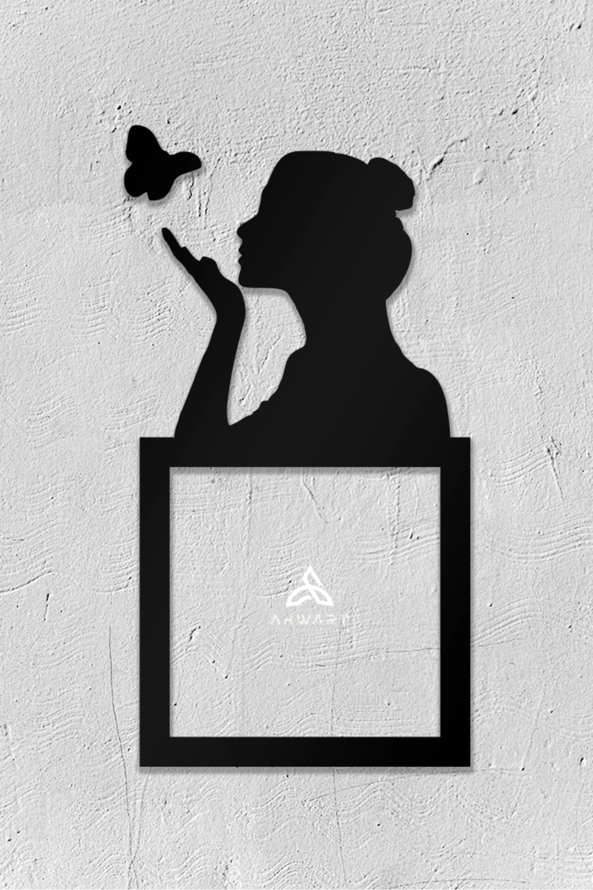 Kelebekli Kadın Ahşap Priz Çerçevesi, Dekoratif Priz ve Anahtar Çerçevesi