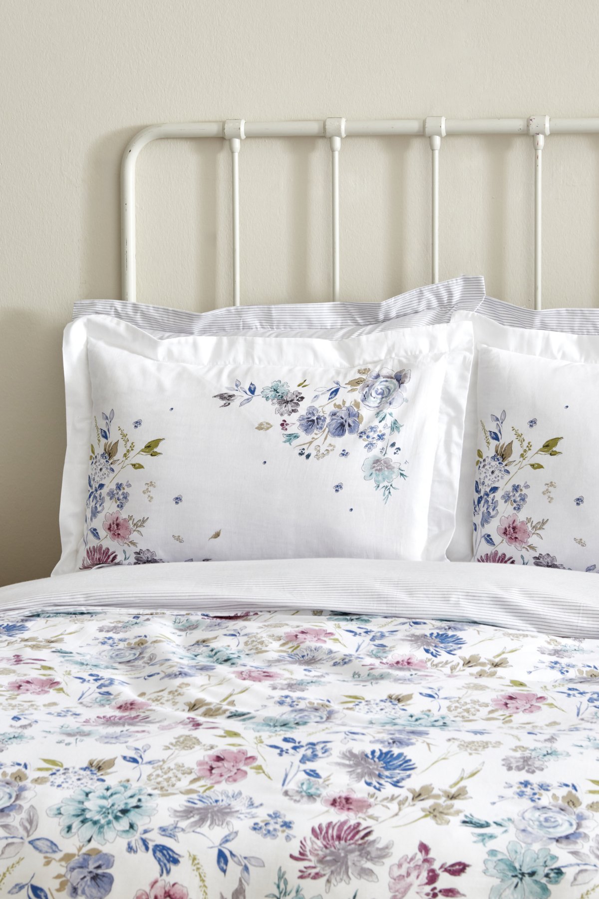 Floral   Pamuk Çift Kişilik Nevresim Takımı Lila