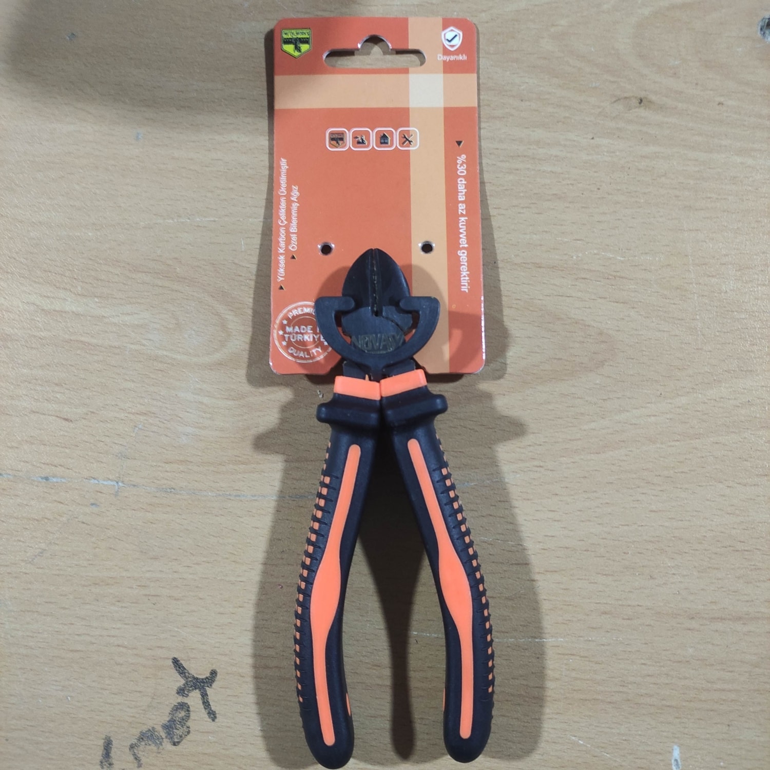 Yan Keski 16 cm Uzunlukta Karbon Çeliktir, Özel Bilenmiş Ağız