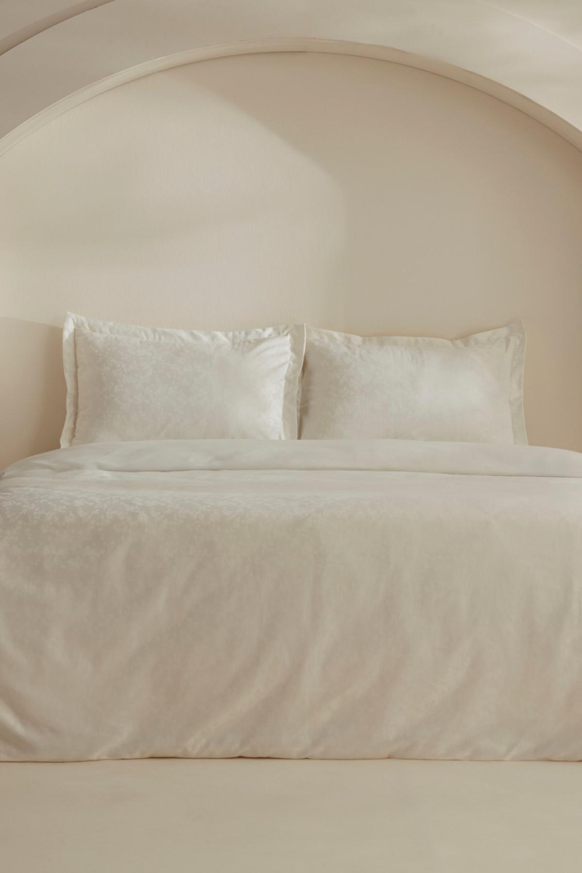 White Collection Venessa Çift Kişilik Nevresim Takımı Beyaz