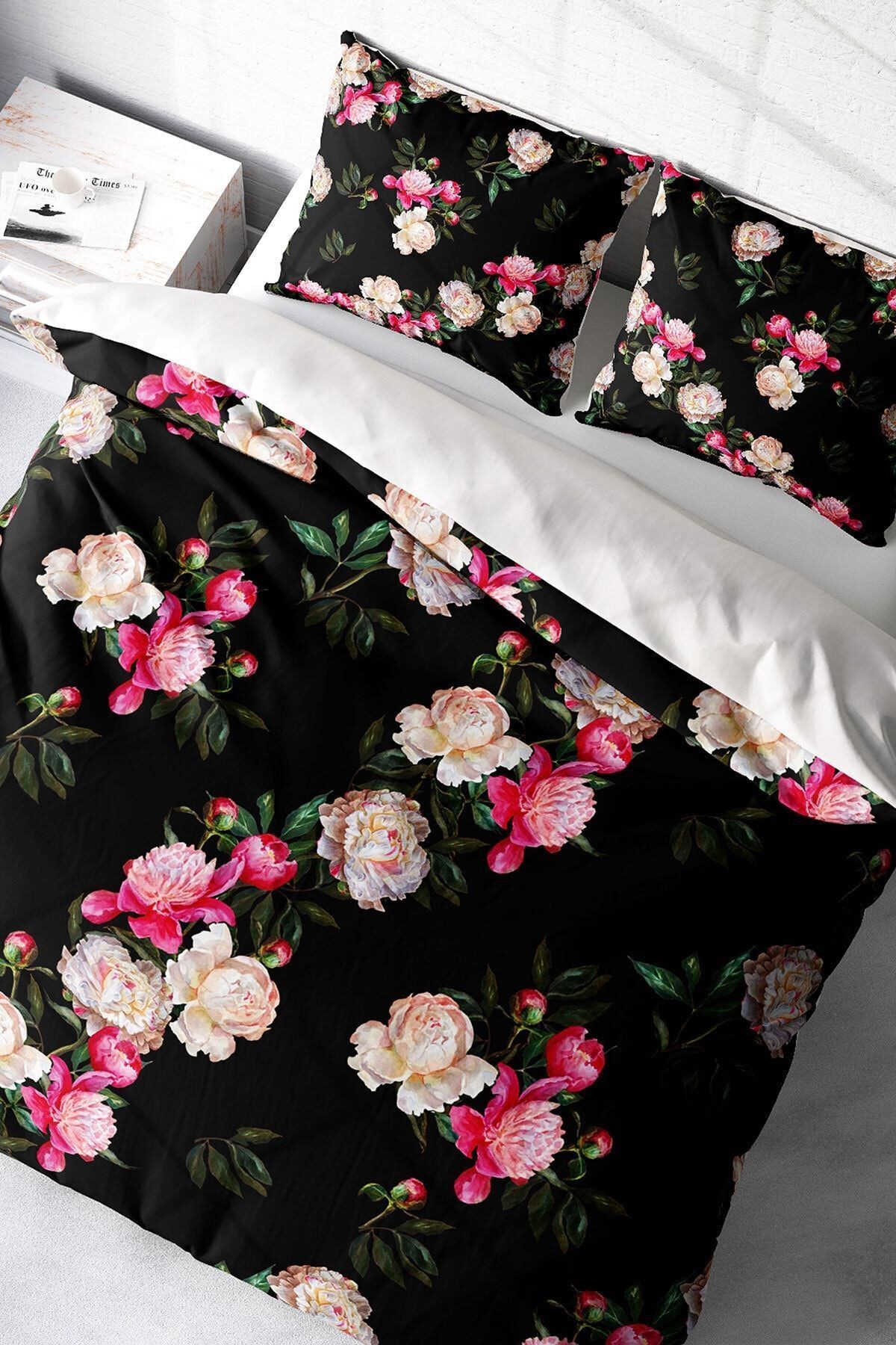Black Flower Pamuk Saten Çift Kişilik Nevresim Takımı 3d