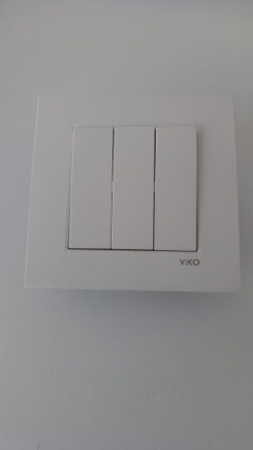 Karre Beyaz 3lü Anahtar (4 Adet)