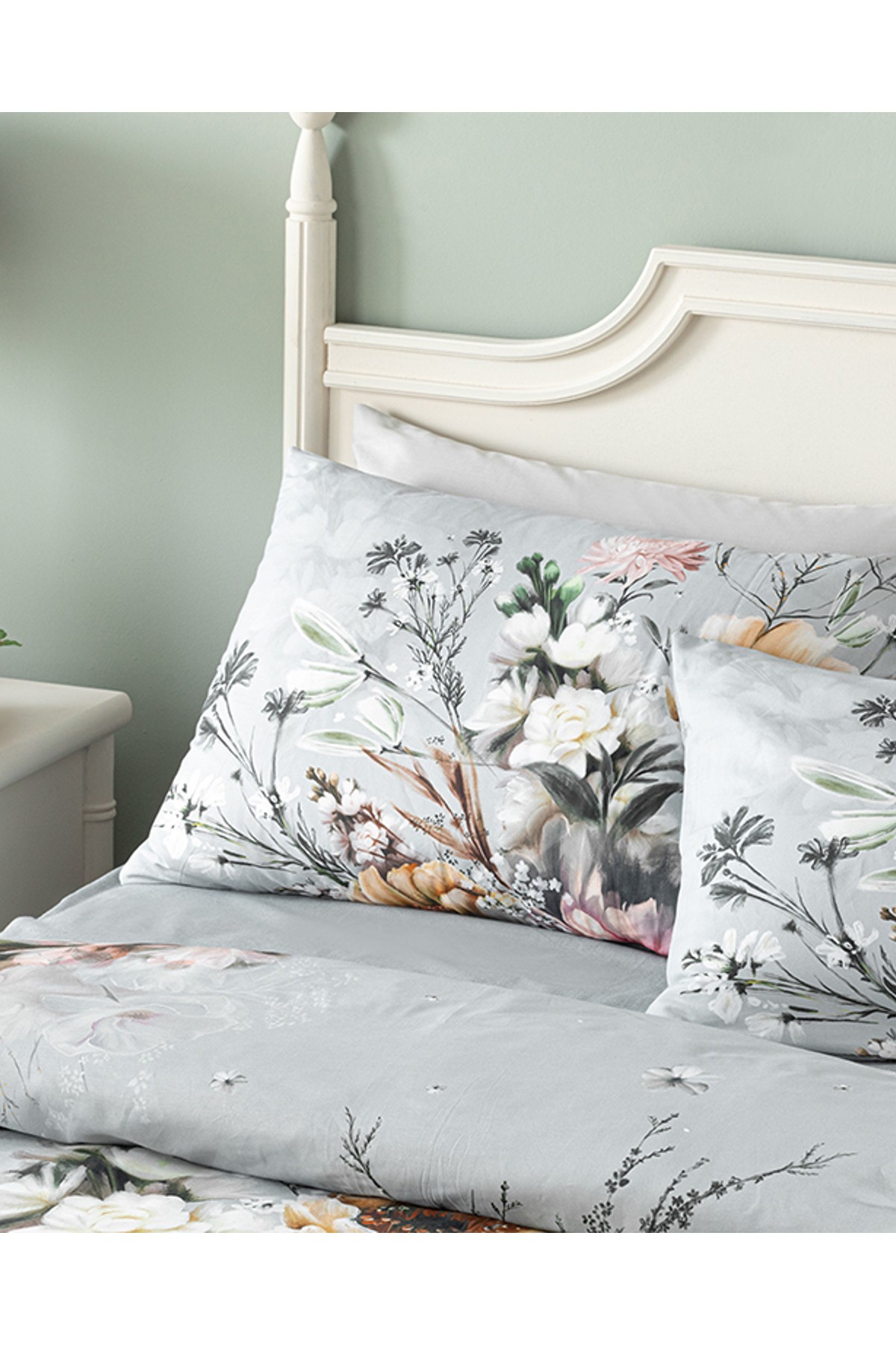 Flower Heaven Dijital Baskılı Soft Cotton Çift Kişilik Nevresim Takımı Gri