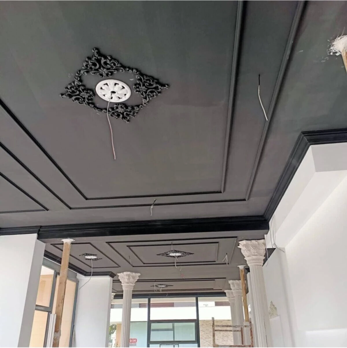 Gri Boyanabilir Çıta Motifi 25 Cm, Dekorasyon ve Tasarım Için Şık Seçenek