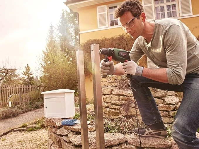 UniversalImpact 700 Darbeli Matkap