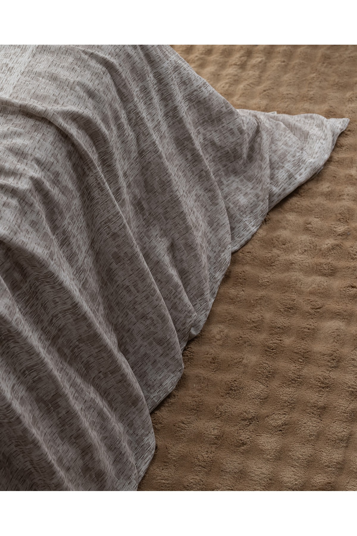 Petrus King Size %100 Pamuk  Crep Baskılı Nevresim Takımı - Bej