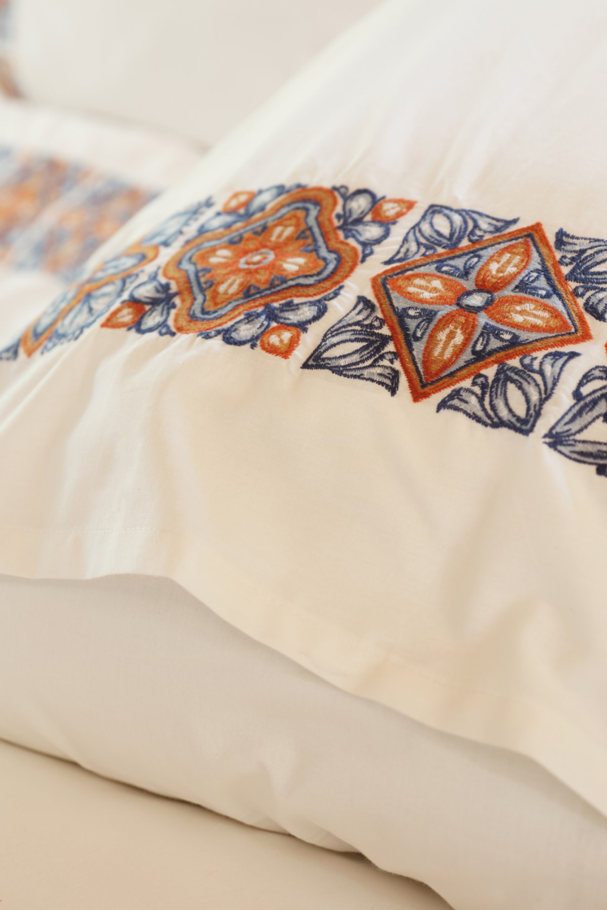 Fleur Multi Tek Kişilik Nakışlı %100 Pamuk Nevresim Takımı