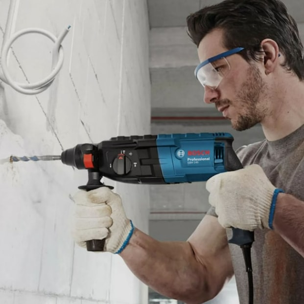 BOSCH Gbh 240 Kırıcı Delici (Anahtarlı Mandren Setli) - 0611272104