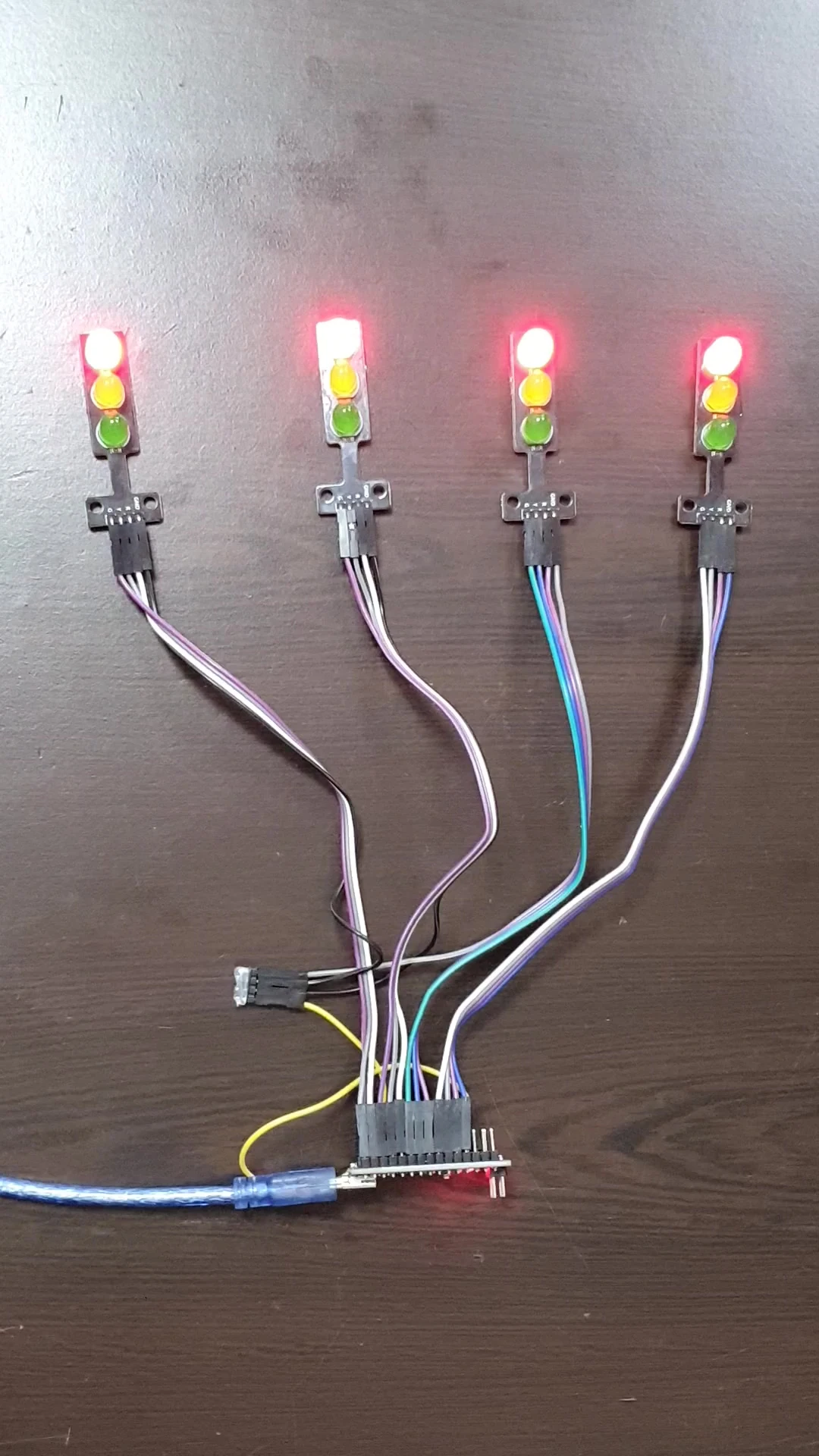 Arduino 4'lü Trafik Lambası Kiti (Yazılım ve Devre Hazır Olarak Gönderilecektir)