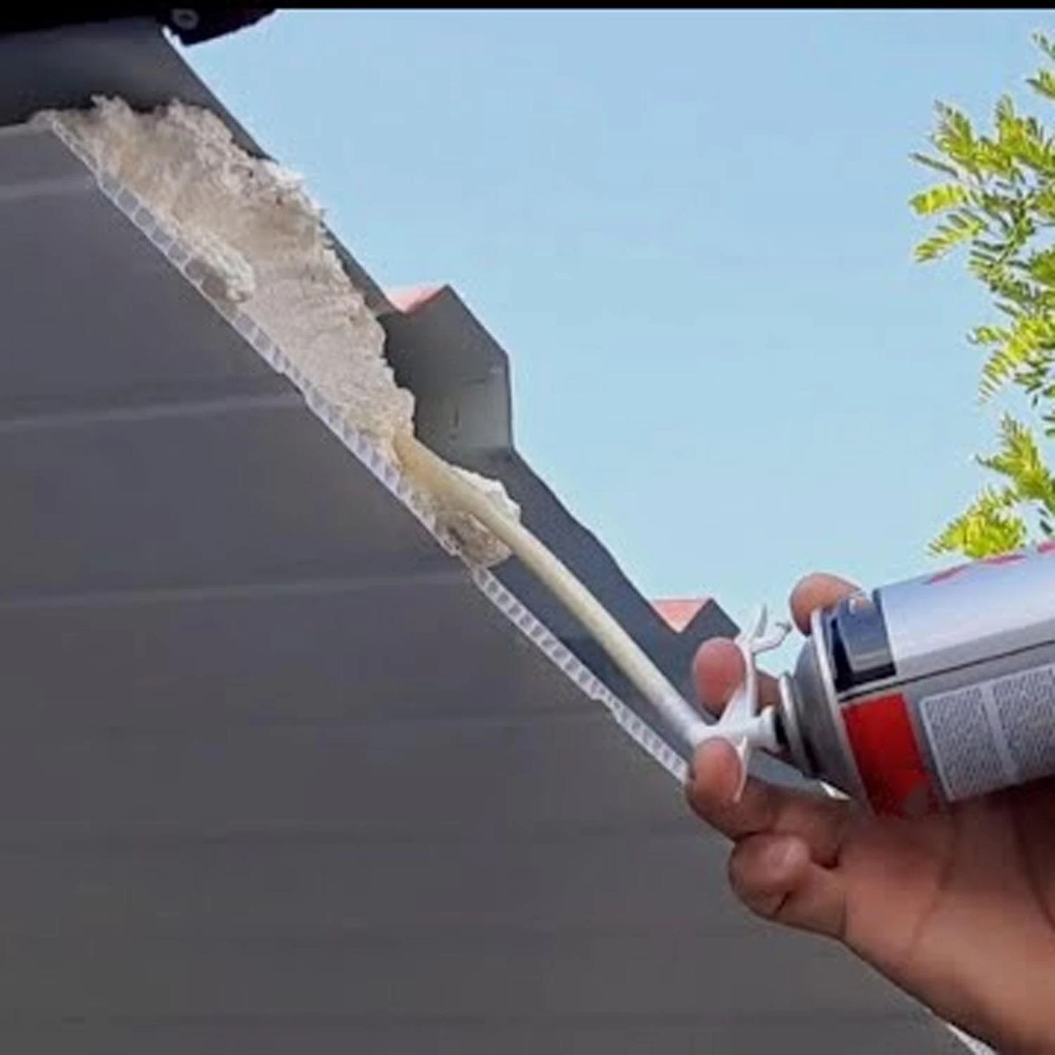 Pipetli Montaj Köpüğü Profesyonel Dolgu İzolasyon Poliüretan Köpük Kapı Pencere Duvar Yalıtım 750 ml