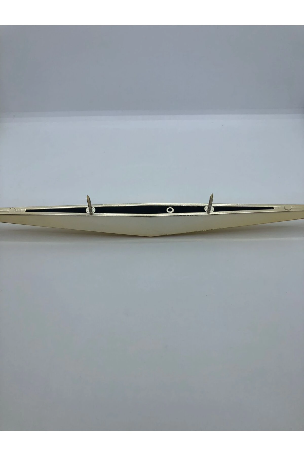 PLASTİK, 32 CM GOLD KAPLAMA ÇİVİLİ KLAPA (4 ADET)