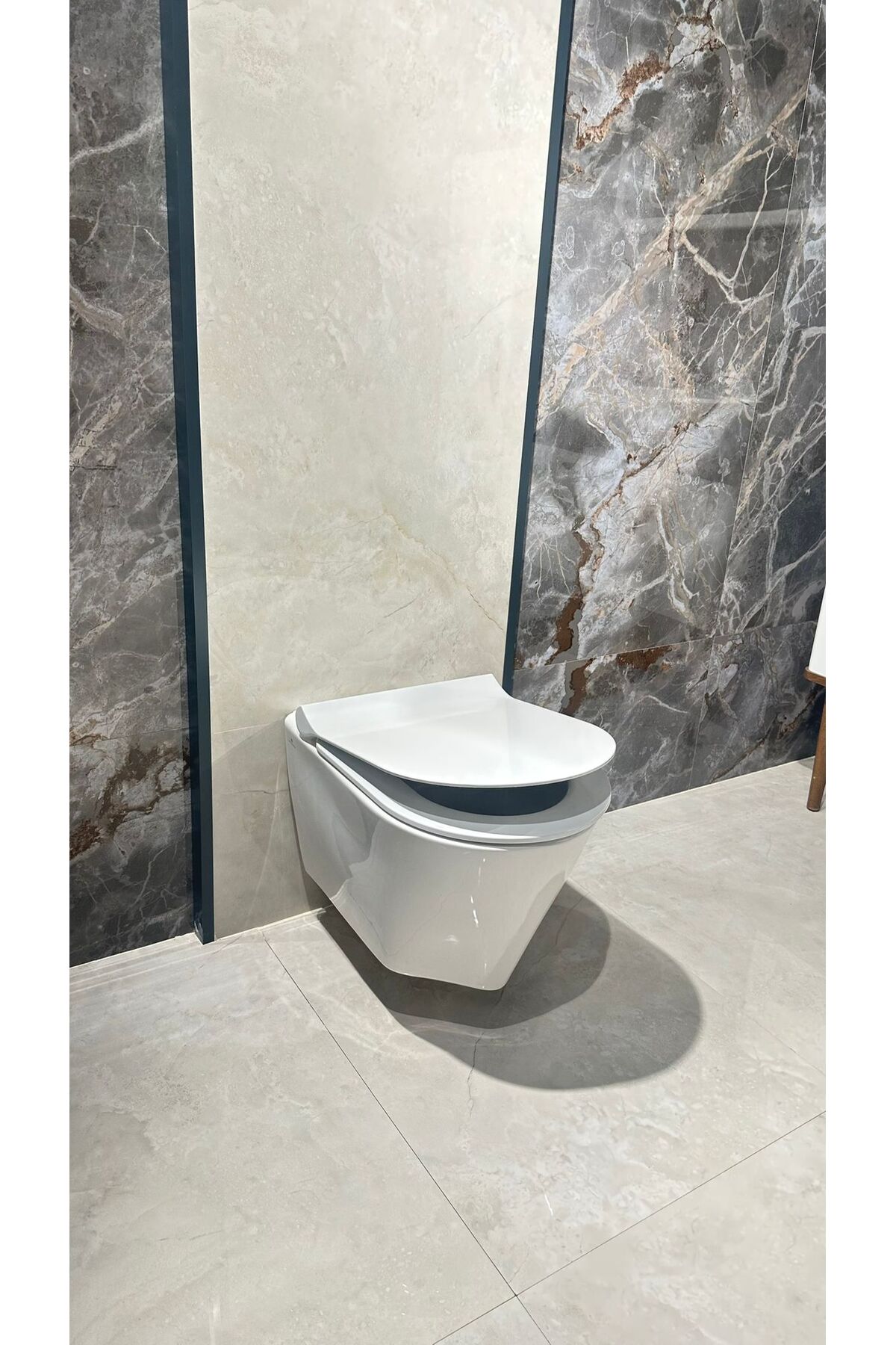 Stella Rim-Out Parlak Beyaz Asma Klozet Stella Orjinal Yavaş Kapanan Kapak A121111H