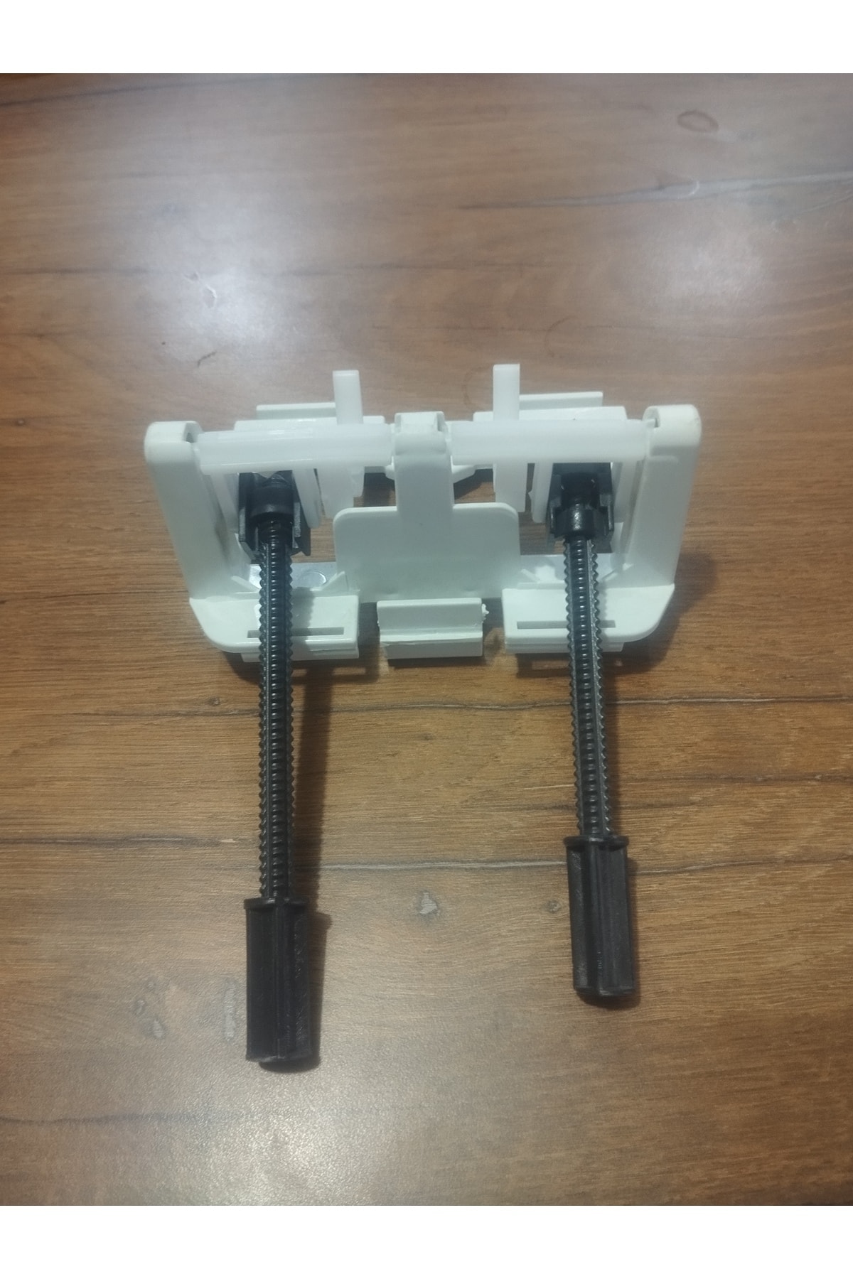 gömme rezervuar köprü kaldıraç takımı