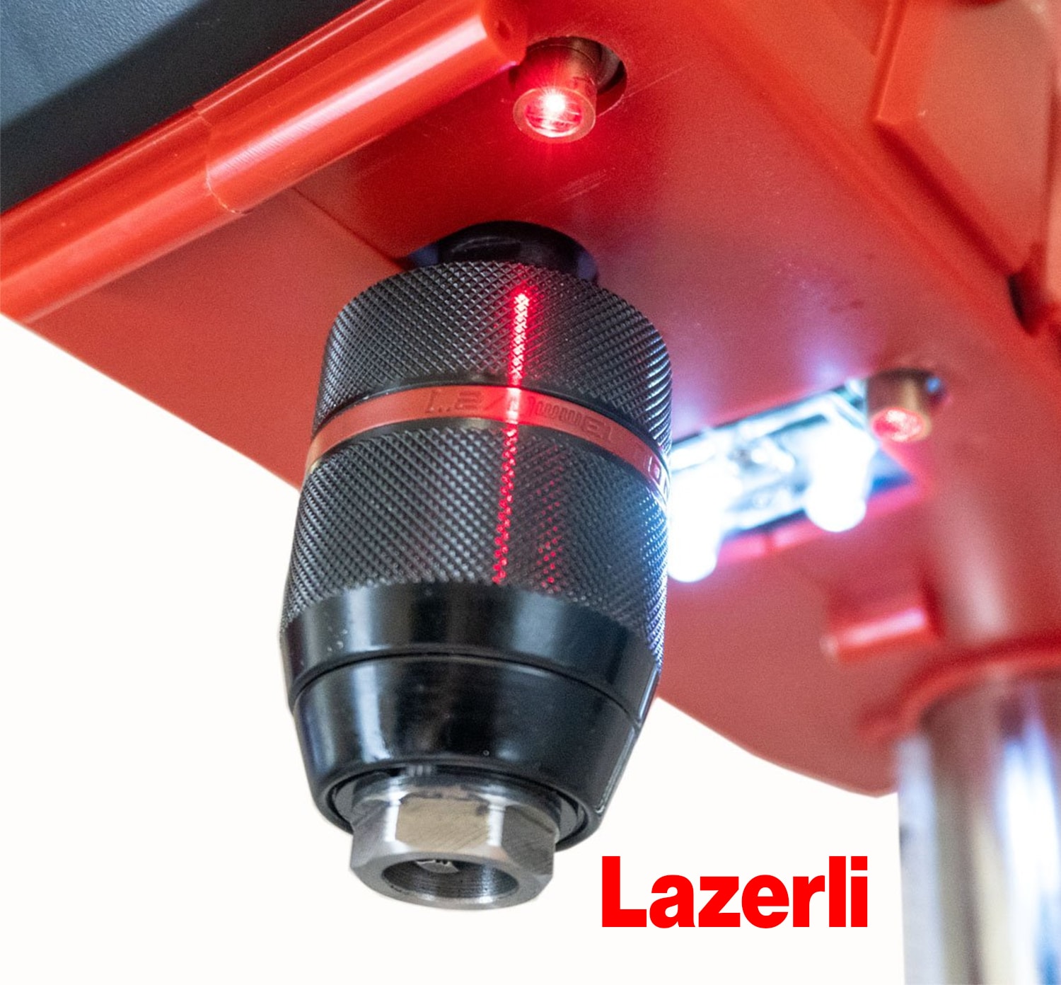 Elektrikli Tezgah Tipi Sütunlu Matkap Mandren 13 mm Dijital Ekran 720 W 2500 Rpm Lazerli Mengeneli