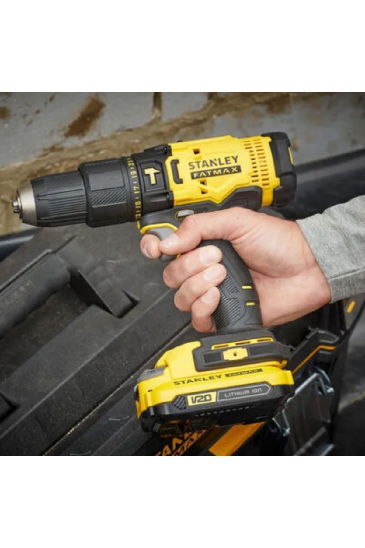 STANLEY 18w 2amp Akülü Matkap Darbeli Scd718d2k