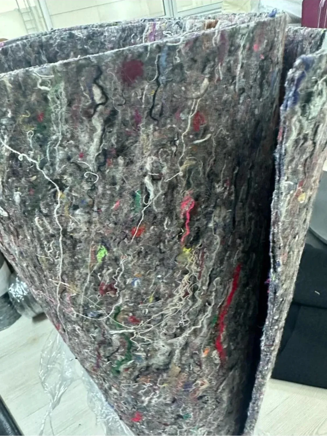 Araç Taban ve Tavan İzolasyon Keçesi 6 mm Kalınlık 100 cm x 500 cm