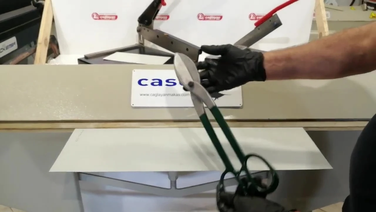 007 Sağ Düz Havalandırmacı Sac Makası 420 Mm