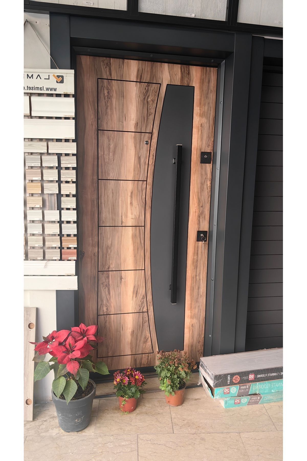 ÇELİK KAPI SOL. Doğal Ahşap