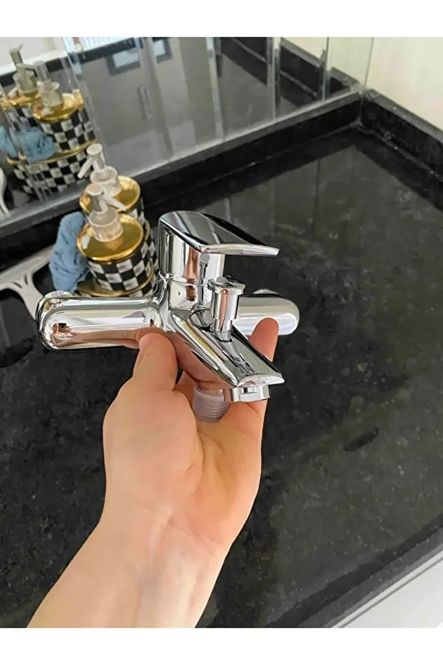 Lia Banyo Bataryası + İtimat Delta 400d robot yağmurlama Duş seti