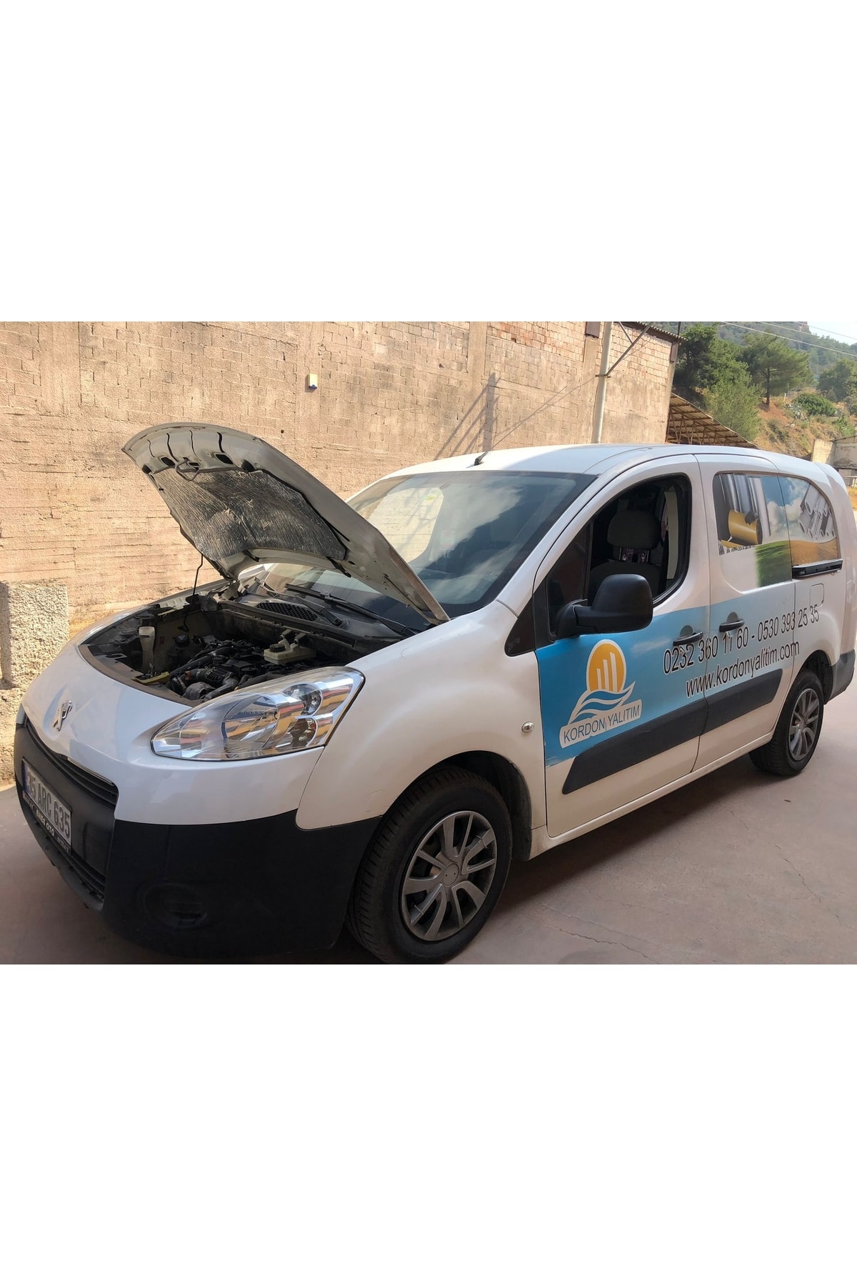 13 Mm 120 Cm 1 M2 Karavan / Oto Ses Isı Yalıtım Folyolu Yapışkanlı Kauçuk Izolasyon