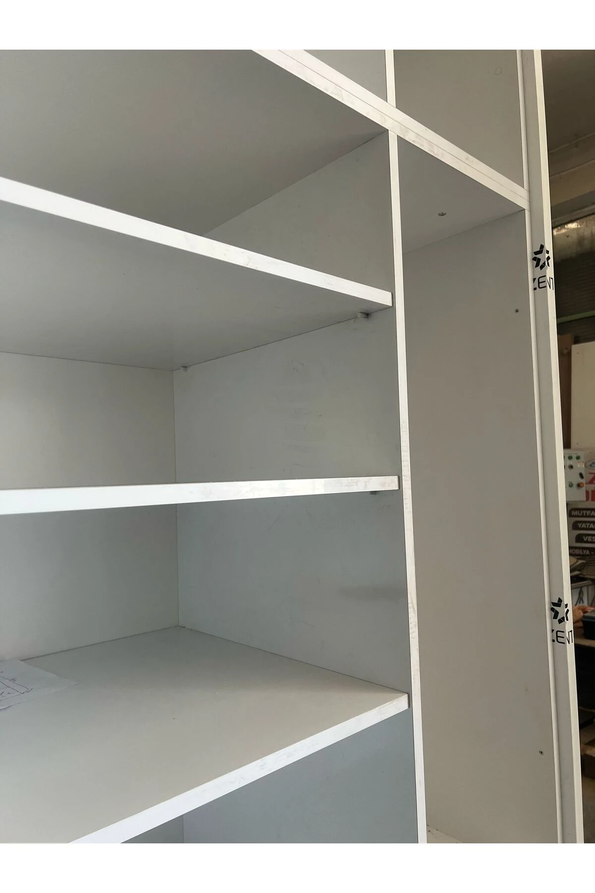 DOLAP RAFI İSTEDİGİNİZ ÖLÇÜYE GÖRE KESİM YAPILIR(AÇIKLAMALAR KISMINDA BİLGİ MEVCUT)