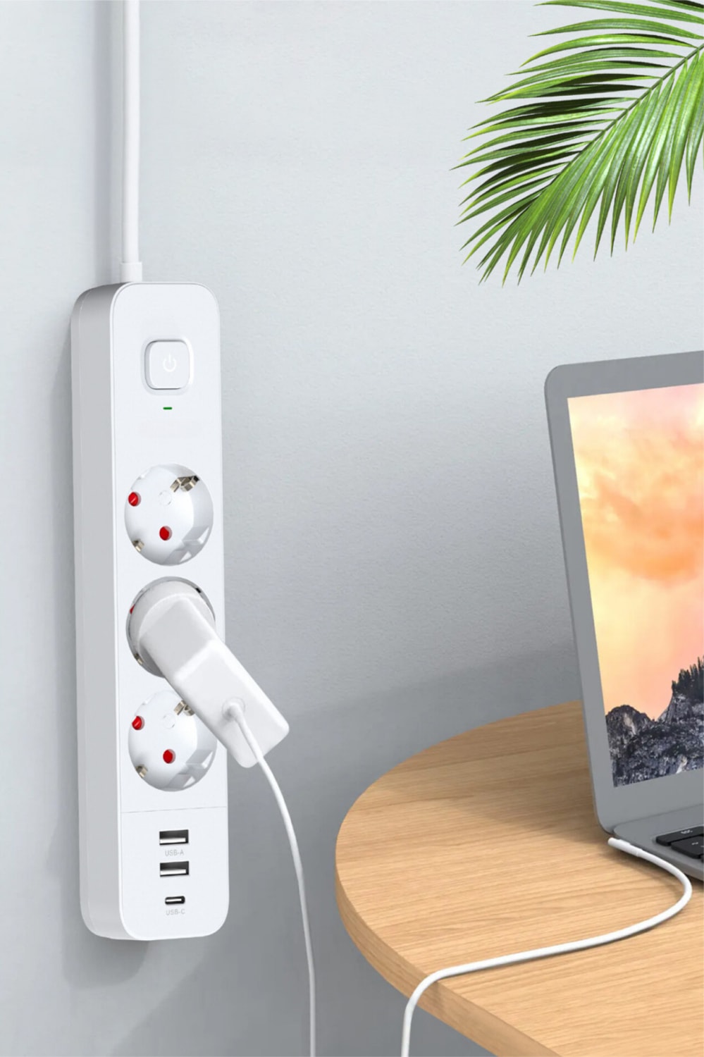 1.8mt Akım Korumalı Priz 3 Lü Grup Priz Çocuk Korumalı 2 USB +1 Type C Girişli 3lü Priz