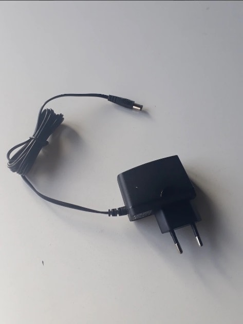 9V 0.6 Amper Adaptor