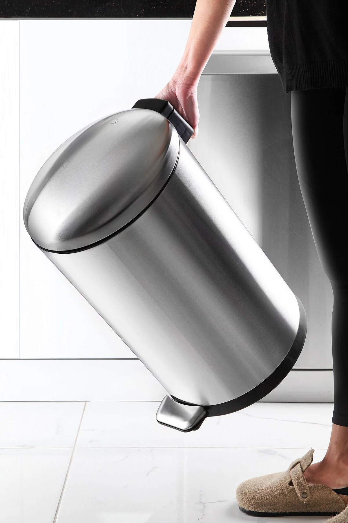 Paslanmaz Çelik Bombe Kapaklı Çöp Kovası 40 Litre Inox