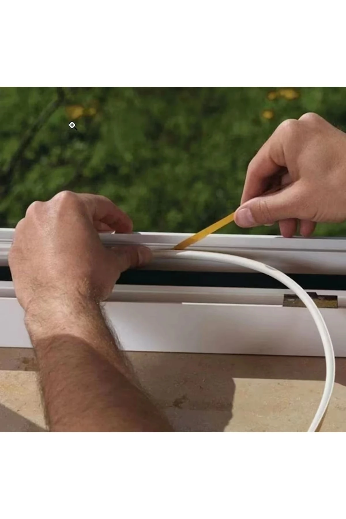 6 Metre Beyaz Pvc Doğrama Kapı Pencere Soğuk Geçirmez Sızdırmaz İzolasyon Fitil Yapışkanlı 3x2=6 mt