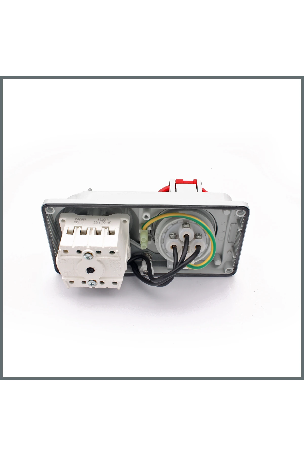 Prima Serisi Anahtarlı Priz 32a (IP44) 400v (YATAY) 3p T H:6