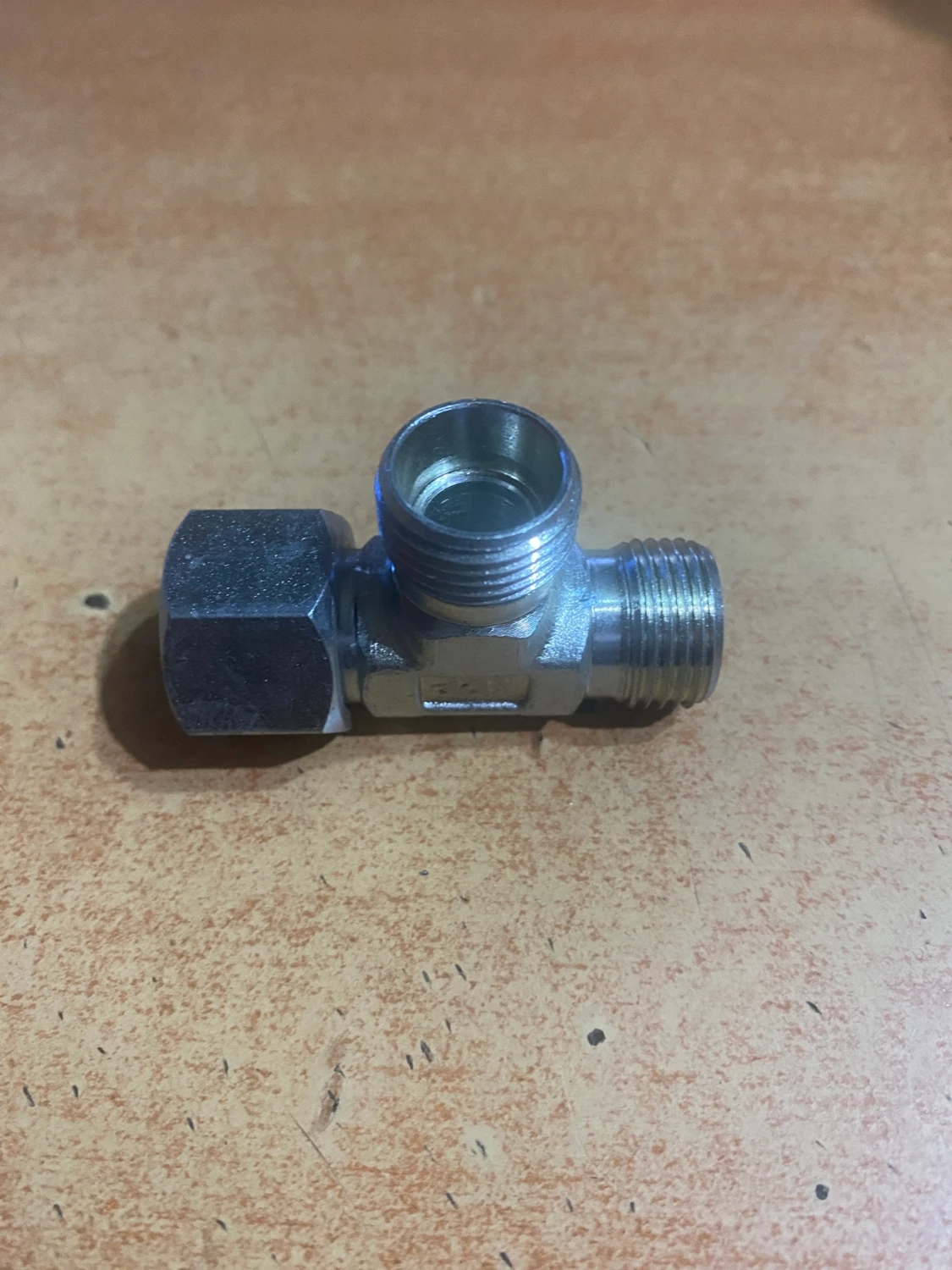 M18X1,5 12L Metrik Yan Bacak T Rakor