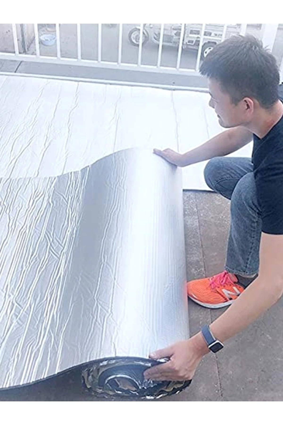 Alüminyum Folyolu Kauçuk Izolasyon 6mm 120cm 36m2 Kendinden Yapışkanlı Elastomerik Kauçuk Köpüğü