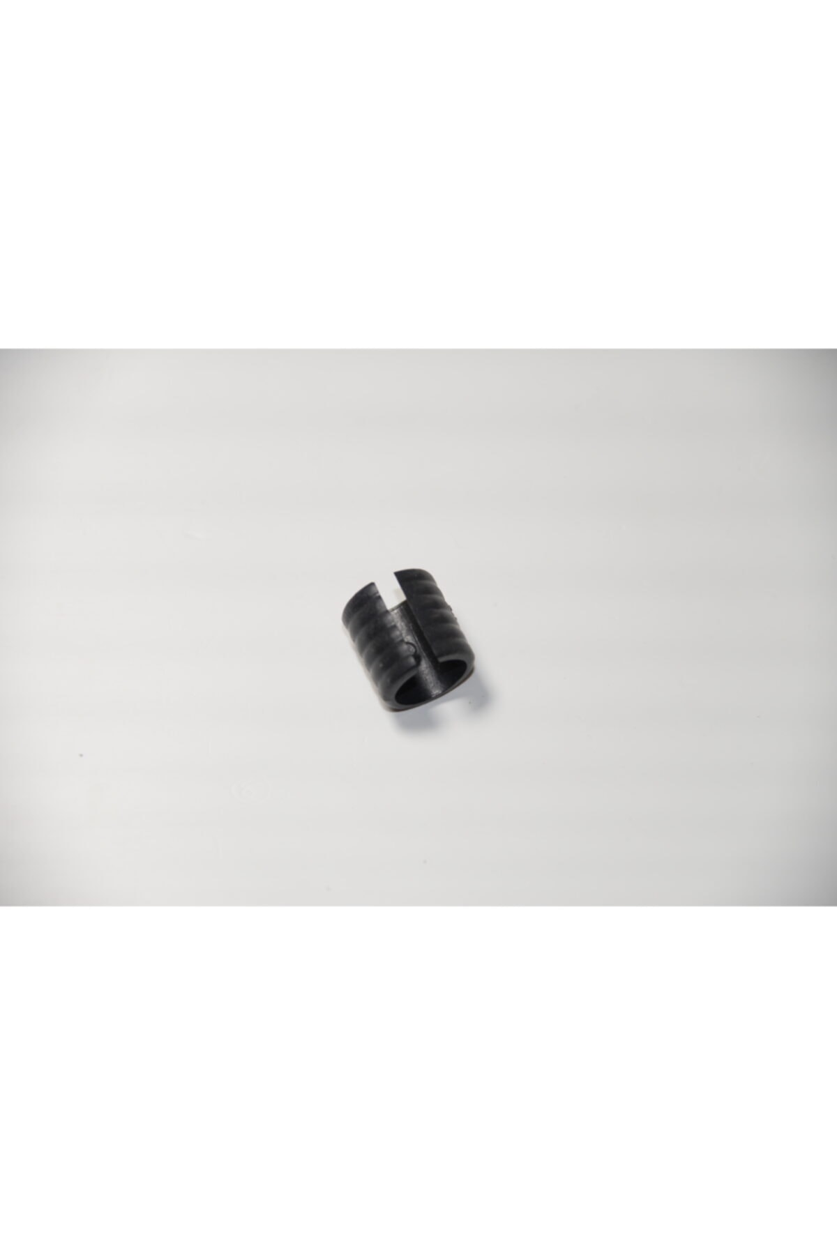 Ortası Yarık Dış Tapa