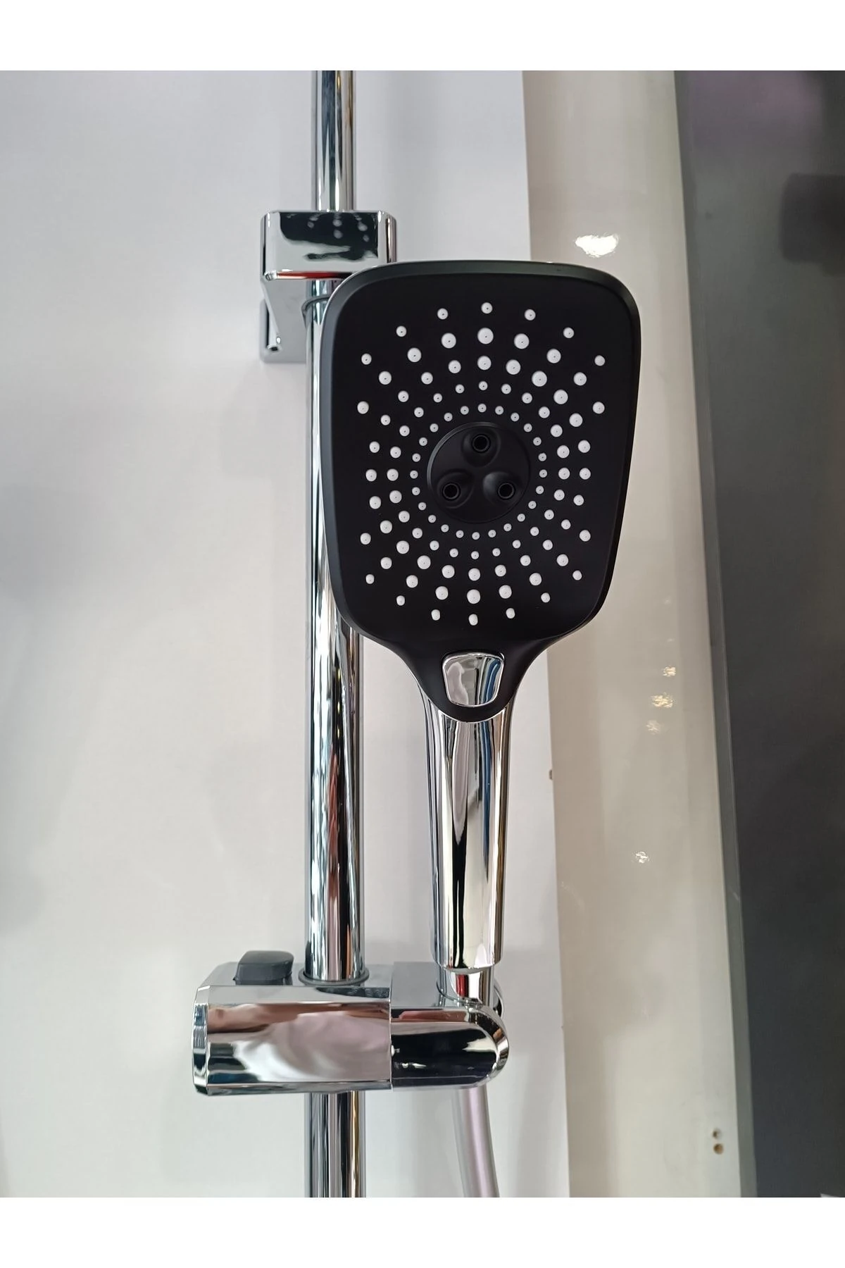 Piyano Gri Tepe Duş Seti