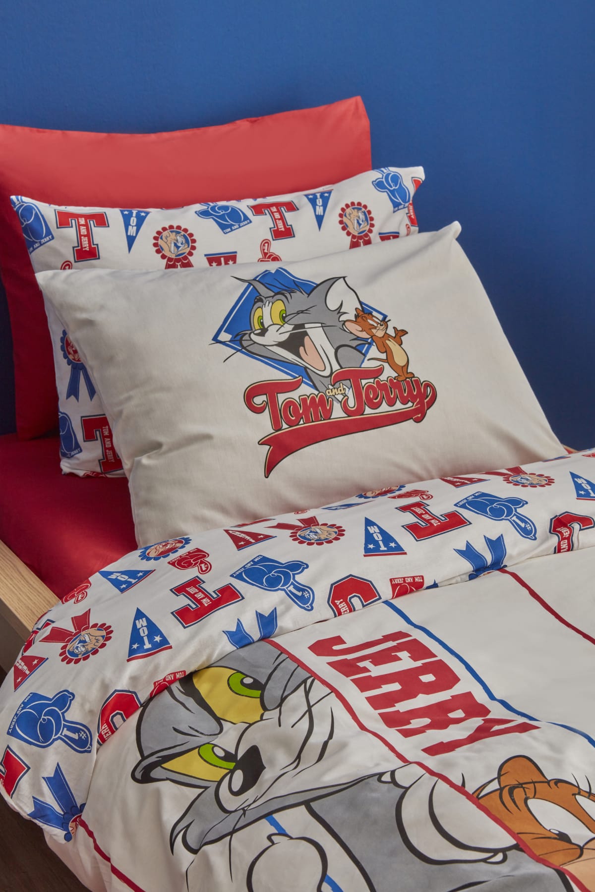 Tom ve Jerry Time To Shool %100 Pamuk Tek Kişilik Nevresim Takımı