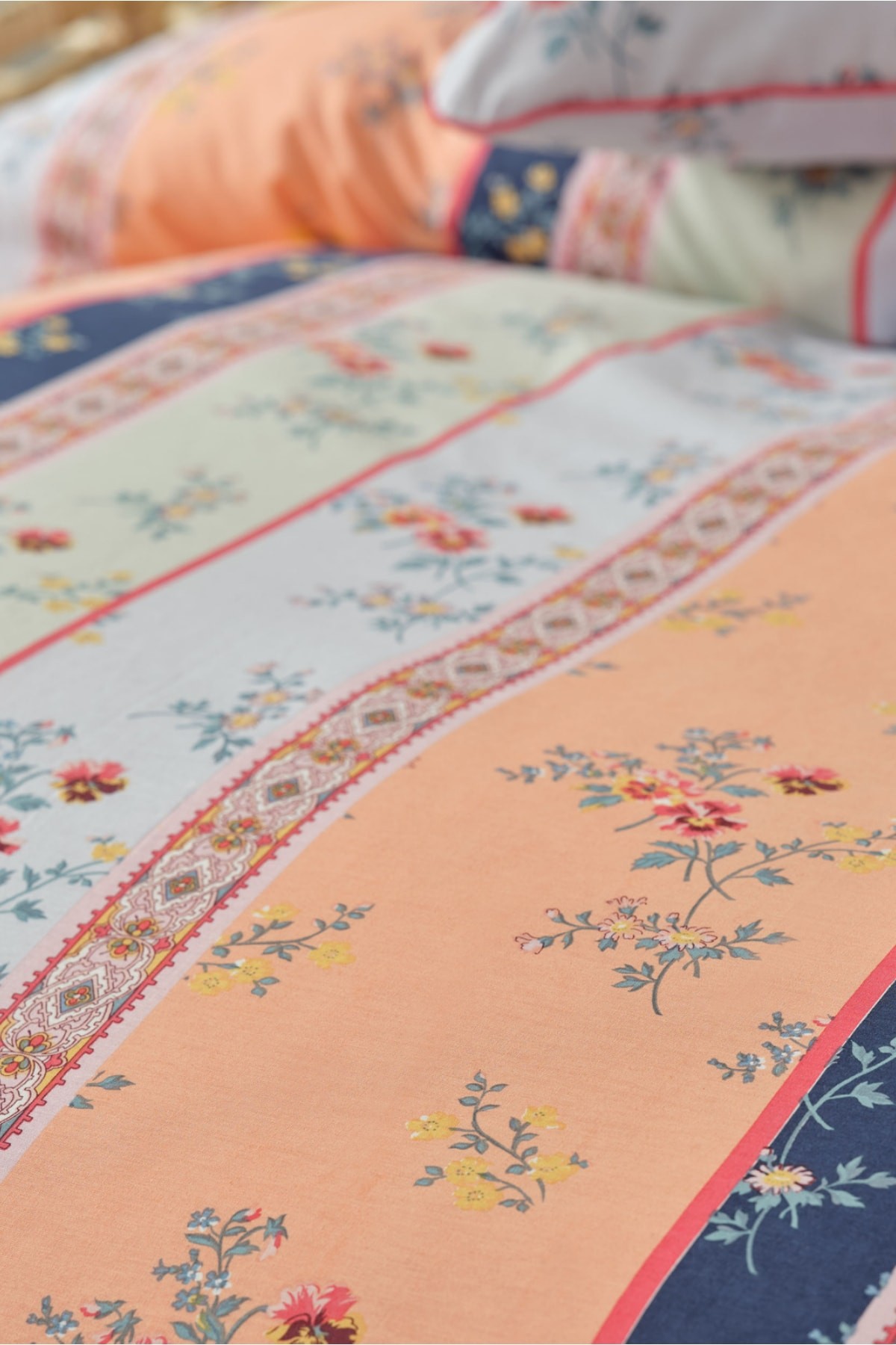 Andre Multi Çift Kişilik %100 Pamuk Nevresim Takımı Fitted