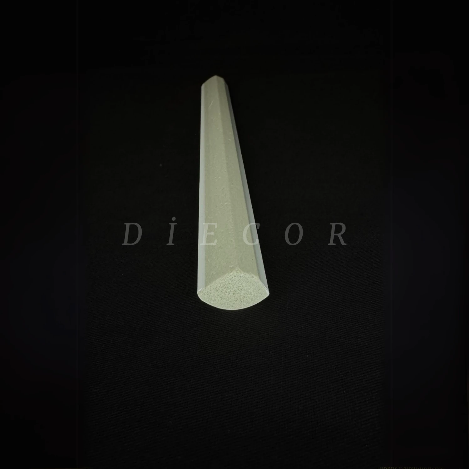 Dekoratif Boyanabilir Süpürgelik 25 Adet 2 cm Polistren Duvar Çıtası